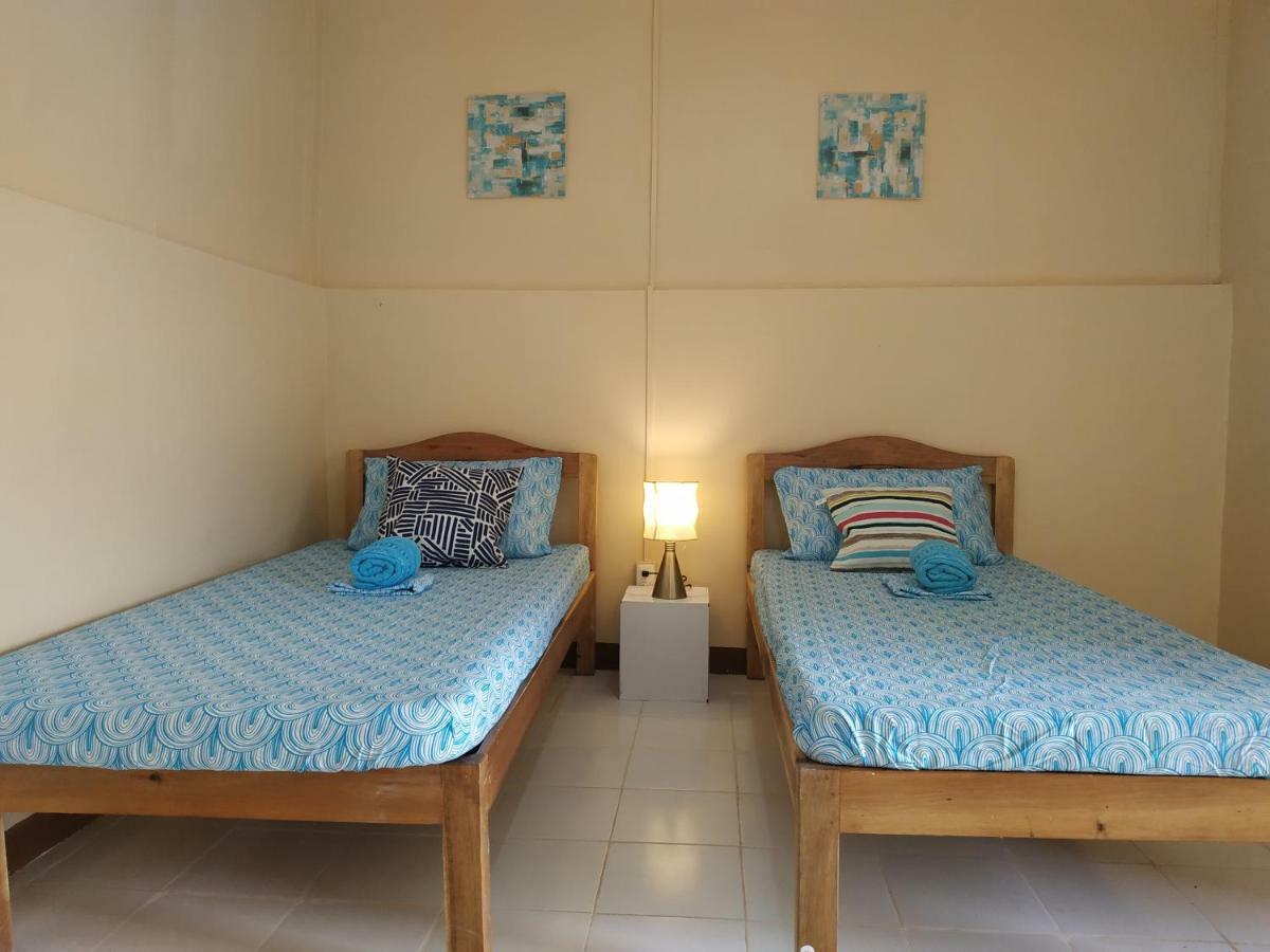 Nelmann'S Nipa Huts Hotel San Vicente  Bagian luar foto